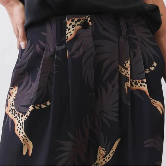 Ruti Front Pleat Wide Leg Pants in Jungle Cheetah - Picture 4 of 8